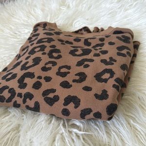 Cheetah Print Tan Women Crewneck size small
